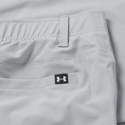 Under Armour Drive Slim Taper Golf Pants 10 Under Armour Drive Slim Taper Golf Pants -Golfausrüstungsgeschäft Under Armour AW22 Drive Slim Taper Steel Halo Gray Pant 1364410 036 Code TRUND065 34 W 32 Leg Detail