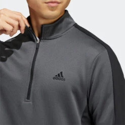 Adidas Colour Block 1/4 Zip Golf Sweater 12 Adidas Colour Block 1/4 Zip Golf Sweater -Golfausrüstungsgeschäft adidas SS22 Colour Block 1 4 Zip Golf Sweater HC5573 Grey Six Black Model 2